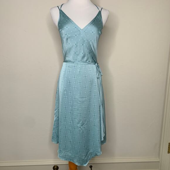 August 1 Eight Green Silky A Line Dress Small - Picture 1 of 11